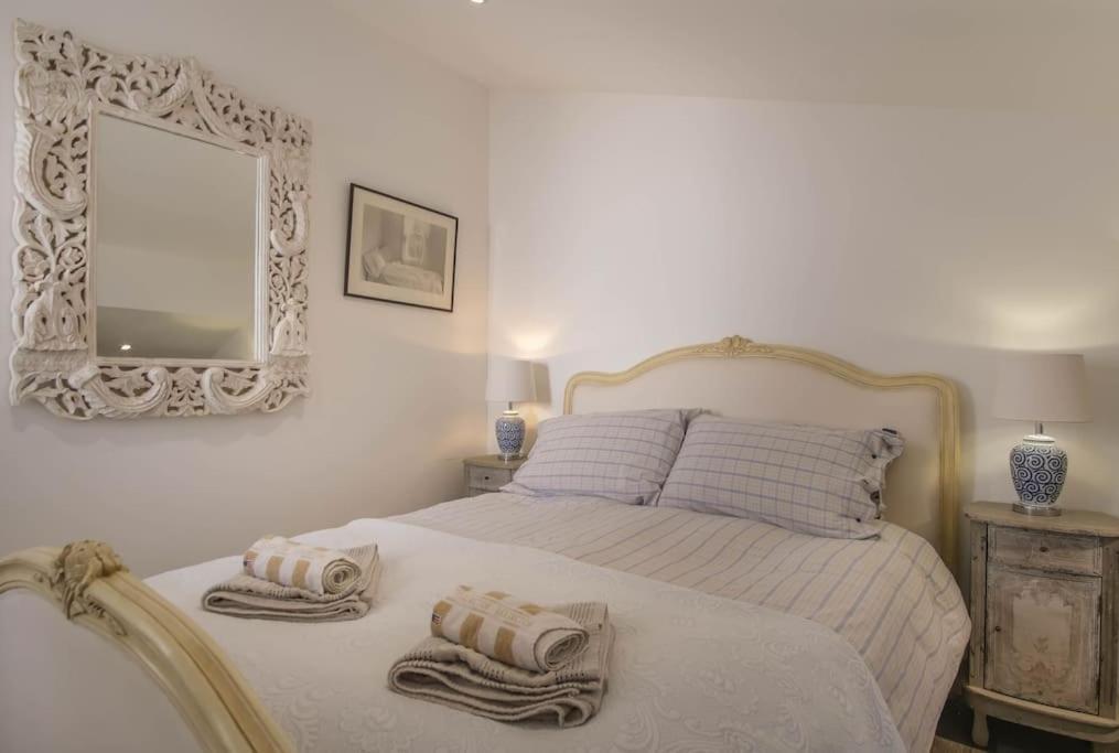 Summer Breeze Apartment, In The Historic Centre Of 라고스 외부 사진